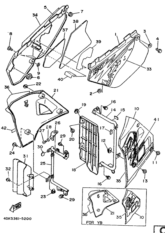 Side cover / oil tank