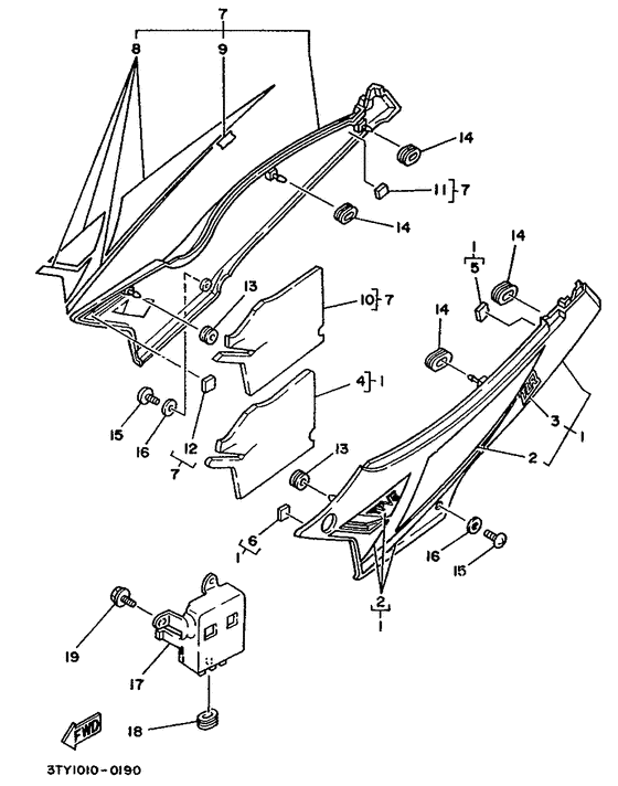 Side cover / oil tank