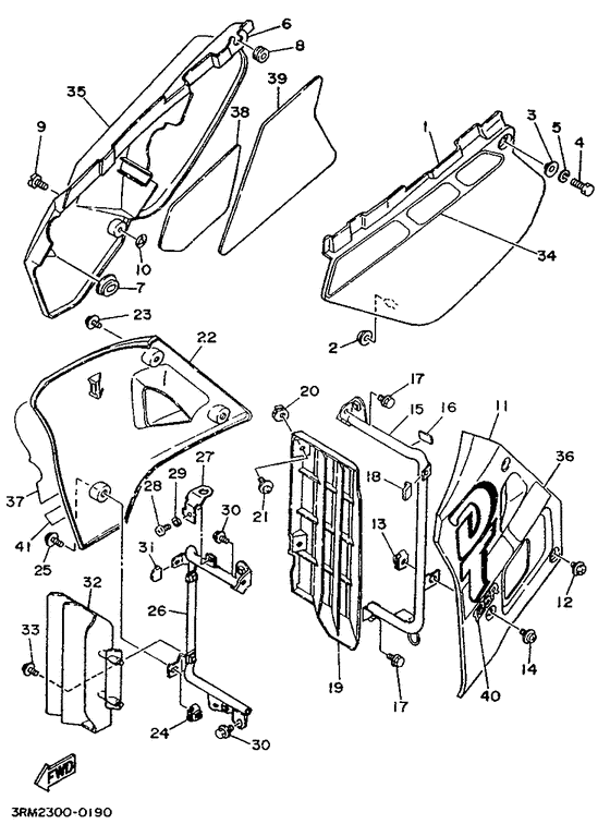 Side cover / oil tank