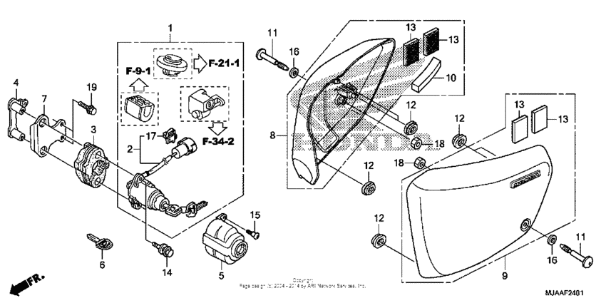 VT750RS Side cover (2)
