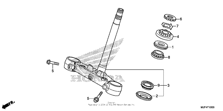 CTX700N DCT Траверса нижняя
