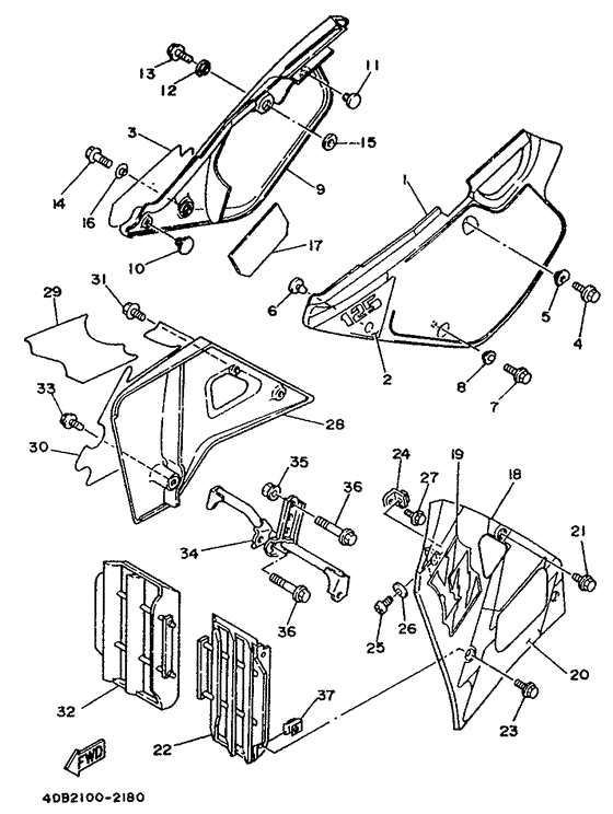 Side cover / oil tank