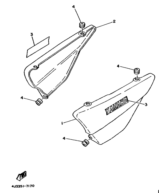 Side cover / oil tank