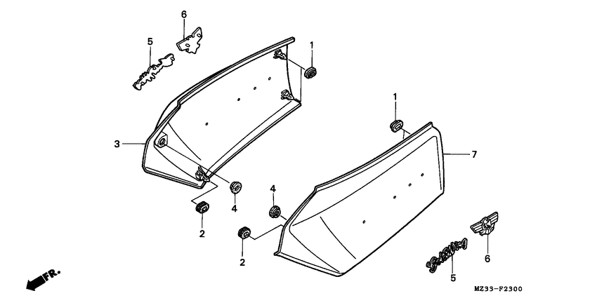 GL1500A Боковая крышка
