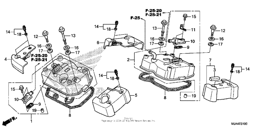 VT750C2B Крышка головки цилиндров