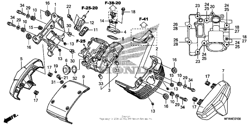 VT1300CS (ABS) Крышка головки цилиндров,передняя