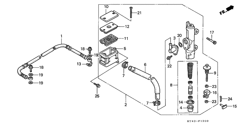Rr. brake master cylinder