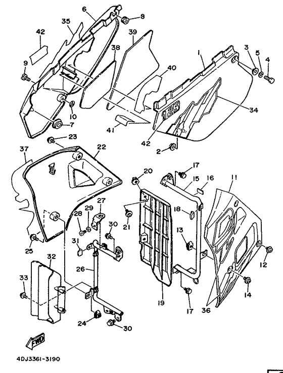 Side cover / oil tank