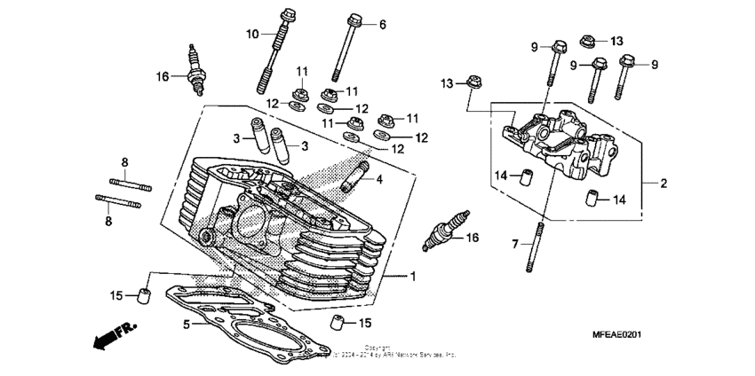 VT750C2B Задняя головка цилиндров