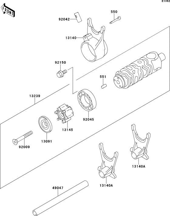  Валы и вилки переключения передач