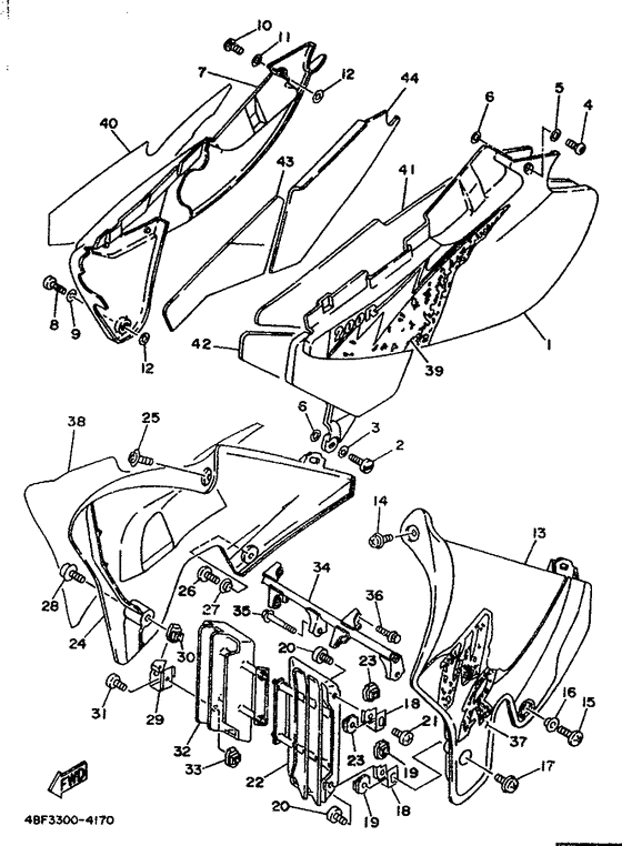 Side cover / oil tank