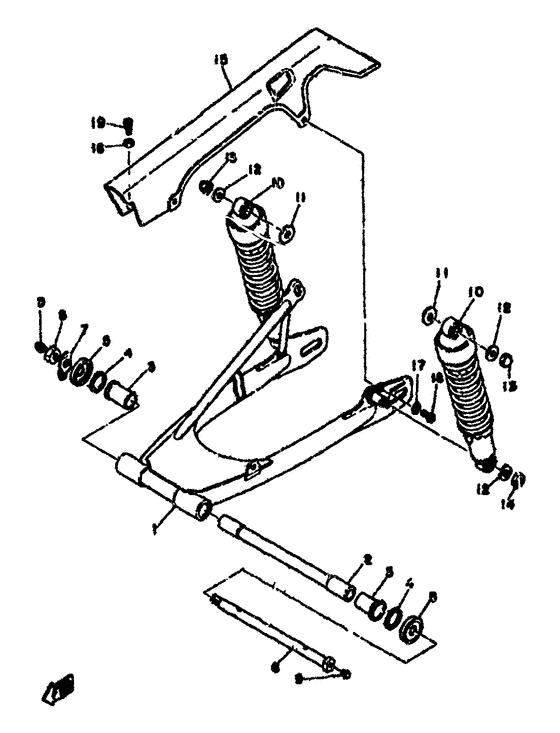 Rear arm/cushion chain case