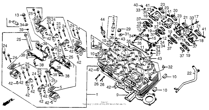 Cylinder head + oil feed pipe