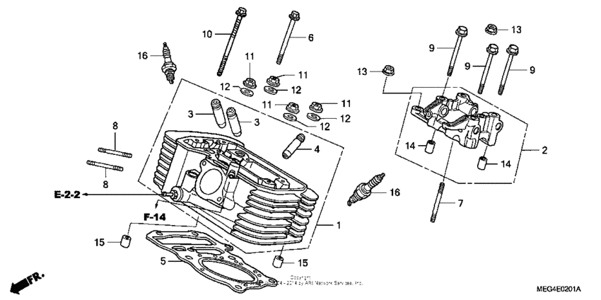 VT750CA Задняя головка цилиндров