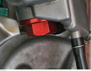 Zip ty racing magnetic carb drain