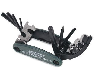Cruztools outbackr folding metric tool set