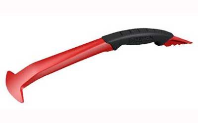 Risk racing mud axe