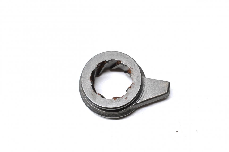 Шестерня храповика OEM KTM 47033052000