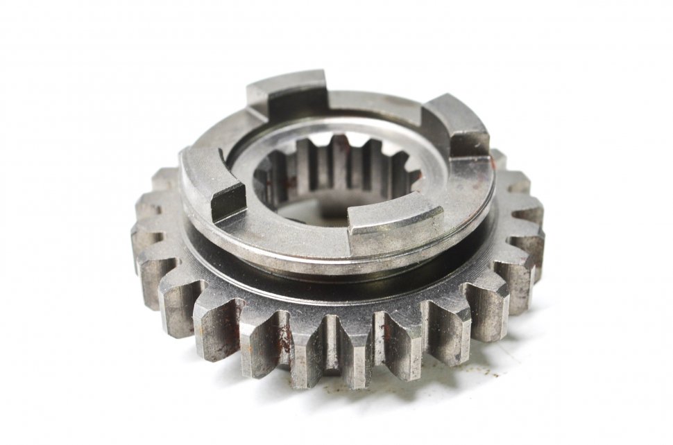 Шестерня 5 передачи KTM SX105/85 -06 OEM 47033015000