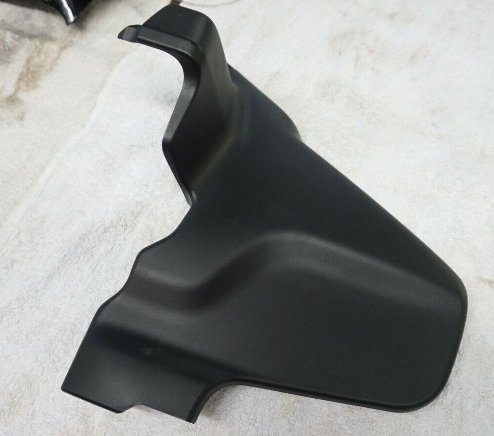 Крышка двигателя Honda OEM 83561-MCA-S40