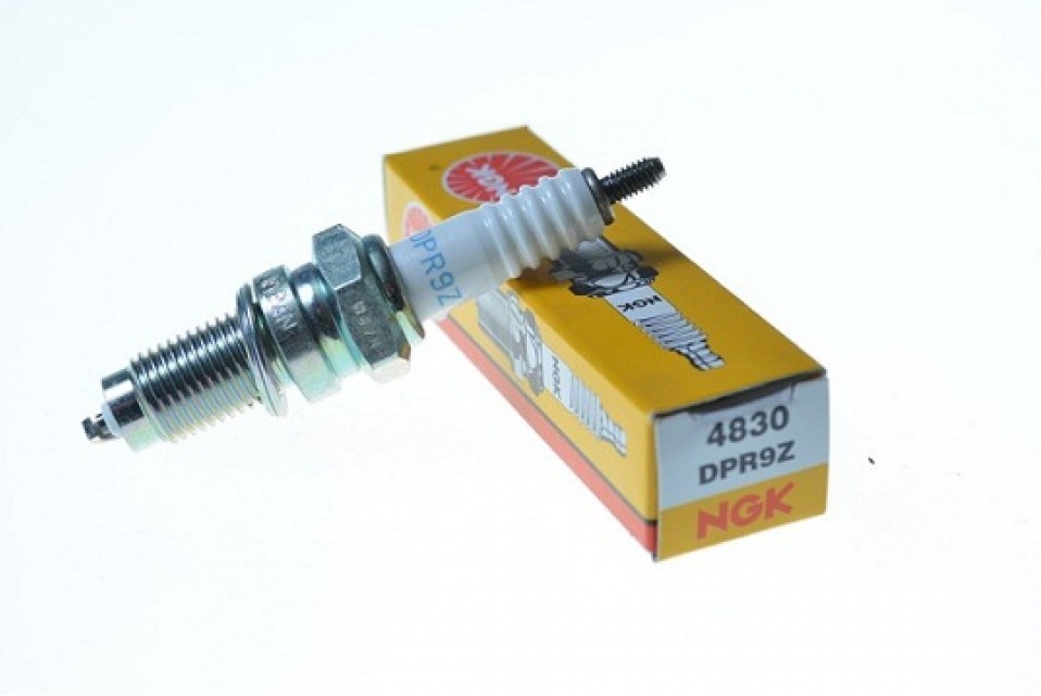 Свеча зажигания NGK – DPR9Z