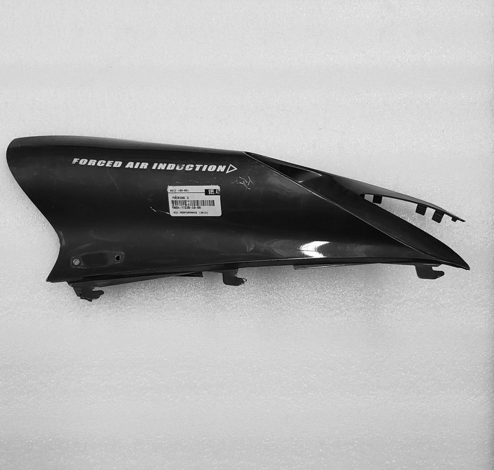 Пластик фары передний OEM Yamaha 8EK-7723B-10-00