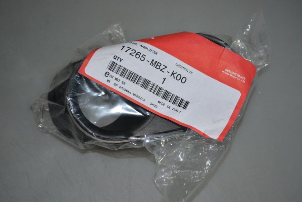 Патрубок Honda OEM 17265-MBZ-K00