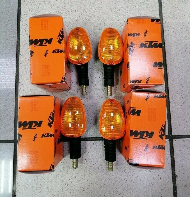 Поворотник KTM OEM 58414025044