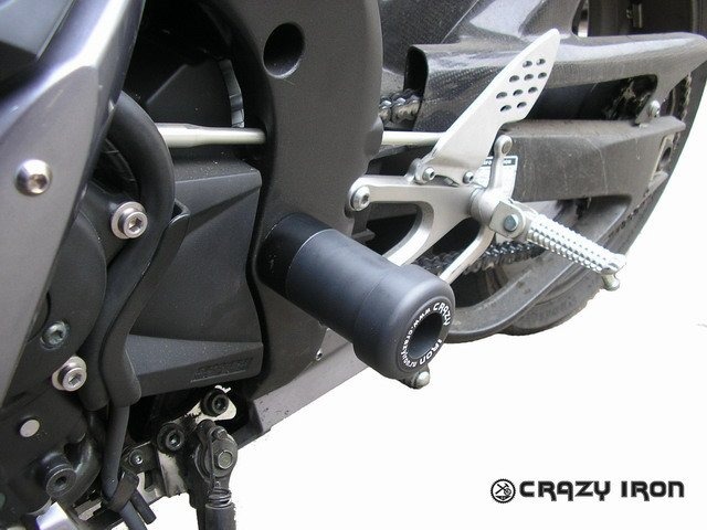Crazy Iron 3015 Слайдеры Yamaha YZF-R1 04-06 в ось маятника