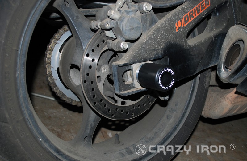 Crazy Iron Слайдеры в ось заднего колеса для Suzuki GSX-R600/750 2006-2010