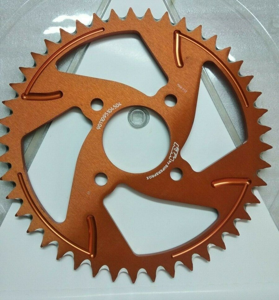 KTM OEM 9011095104504 Звезда задняя алюм. 45 зуба КТМ 125-390 Duke -14