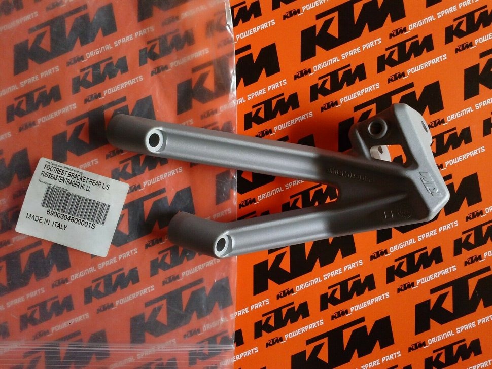 KTM OEM 6900304800001S Кронштейн подножки KTM 1190 RC8