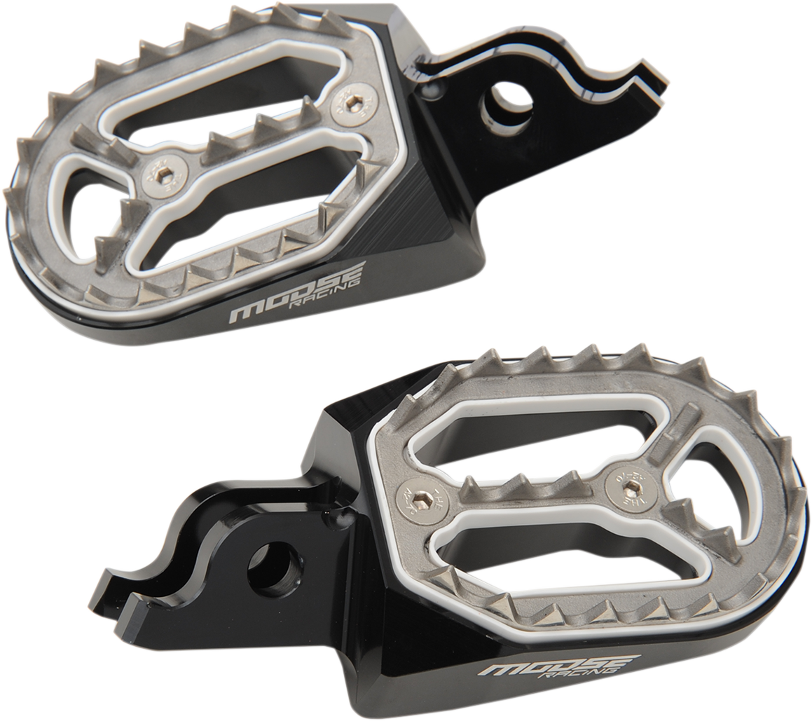 Qualifier Footpegs