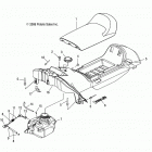 120 INDY/INTL - S15WB1ASA/AEA Сидение, топливный бак и передняя консоль