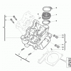 TC 449 Cylinder head 1  /  2