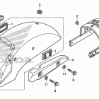 VT750CS Заднее крыло