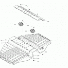 001 - Traxter HD8 - DPS - CE 07- cab interior - floor