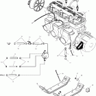 800 XCR - S00SB8AS Крепление двигателя