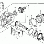 TRX200 Side gear case @ cross shaft