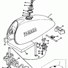 DT 2 Топливный бак