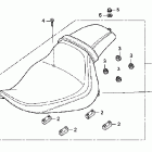 VTX1300C Сидение