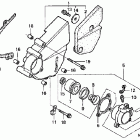 VTR1000F Левая крышка картера и помпа