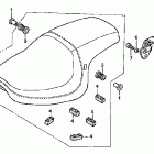 VT750DCA Сидение