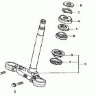 CB900F Траверса нижняя