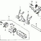 VT750CDA Вилка переключения передач