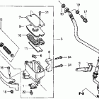 VT1100C2 Главный тормозной цилиндр - передний