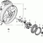CB400F Заднее колесо