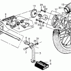 XR500R Траверса нижняя