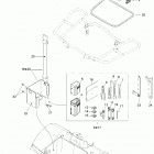 Traxter 5 Speed Front storage compartment
