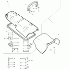 GTS, 5819 Сидение и кожух двигателя